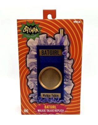 NUEVO NECA DC Batman 1966 Serie de TV Clásica Batgirl Walkie Talkie Réplica Foto 1 de 4