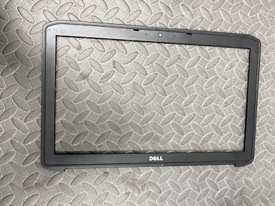 AP0M1000300 Dell Latitude E5530 LCD Bezel Screen Surround Frame 043N2P - Image 1 of 2