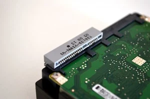 SATA Anschluss zu SAS Festplatte Adapter Kabel HP,Lenovo,IBM DELL,FUJITSU  - Afbeelding 1 van 3