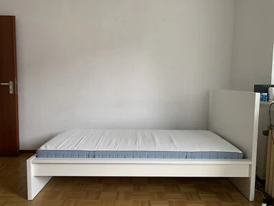Ikea Malm Bett , Lattenrost Und Matratze (90*200cm) - Bild 1 von 4