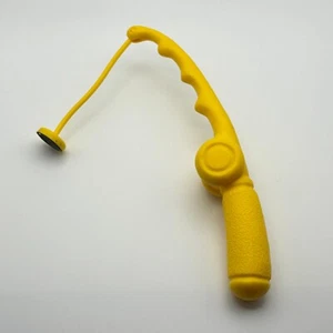 Balloon Lagoon Yellow Plastic Magnetic Fishing Pole 2004 Replacement Pieces Part - Picture 1 of 2