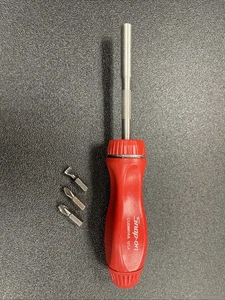 Snap On Red Handle Magnetic Ratcheting Screwdriver SSDMR4A R6 - Picture 1 of 8
