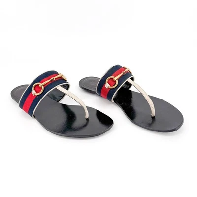 Sandalias planas Gucci Horsebit Web a rayas blancas chanclas talla 38 EE. UU. 8 mujeres Foto 1 de 4