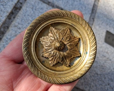 Ancienne décoration poignée Rosace bronze, meuble, embrasse rideau D=6,6cm N112C - Photo 1/4