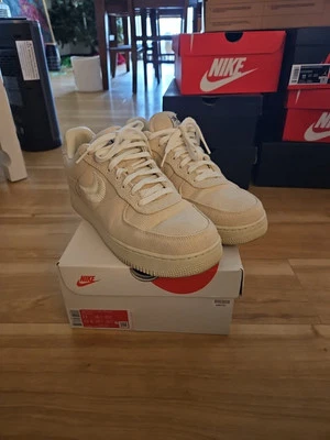 Talla 11 - Nike Stussy x Air Force 1 Low Fossil Foto 1 de 4