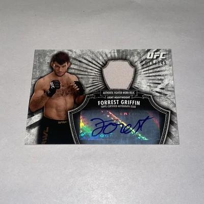 2012 Topps UFC Bloodlines Forrest Griffin Relic Gear Auto /149 FAR-FG - Image 1 of 2