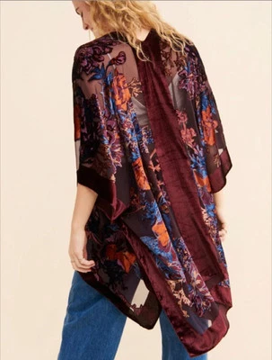 Anthropologie Terciopelo Bordado Ruana Envoltura Nuevo con Etiquetas $138  Foto 1 de 4