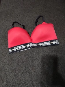 Pink by Victorias Secret roter modischer Damen-BH Größe 28 C - Bild 1 von 4