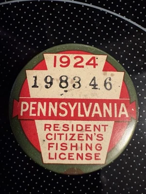 1924 Pa. Botón de licencia de pesca  Foto 1 de 2