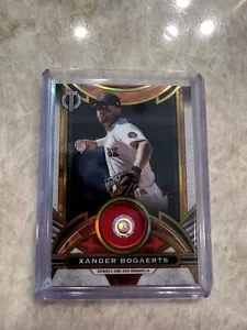 Parche usado sello dorado de aprobación juego Topps Tribute Xander Bogaerts 2023/75 - Imagen 1 de 5