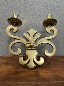 SCONCE ORNATE BRASS DOUBLE ARM WALL CANDLE HOLDER SOLID POLISH BRASS ENGLAND - Picture 1 of 5