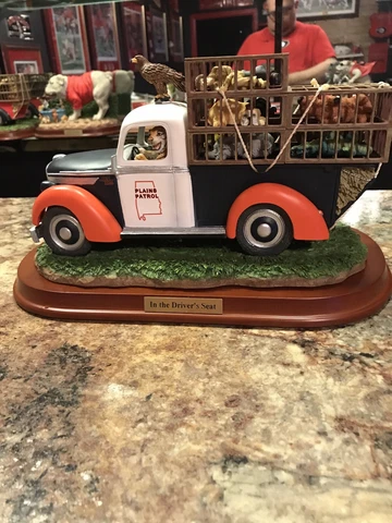 Auburn Tigers in the driver seat mascot figurine rare new Cover