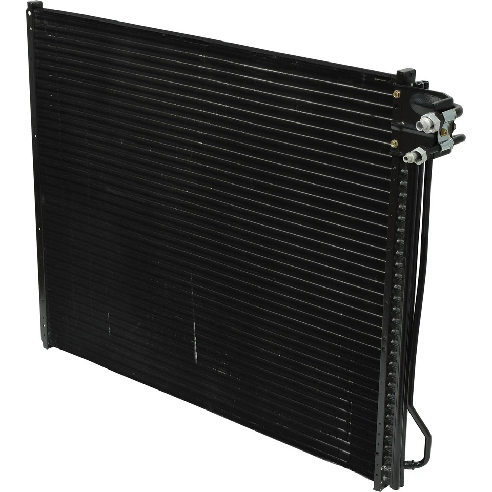 Condensador de aire acondicionado UAC 2004 para Ford E-150 Club Wagon 2003-2005 Foto 1 de 2