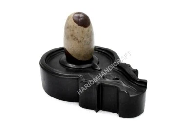 Mármol Negro Narmada Shivalingam con Base Yoni Hecho a Mano Decoraciones Religiosas E1365 Foto 1 de 4