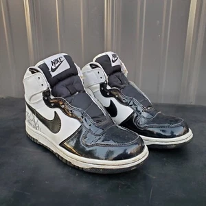 2008 Nike Womens Dunk Highs Autographed Travis Pastrana sz 6.5 White Black - Picture 1 of 24