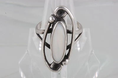 STERLING SILVER GPA MOTHER OF PEARL STONE RING SIZE 4 925 FINE 9276 - Image 1 of 4