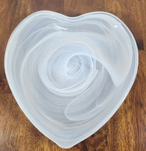 Art Glass Mid Century White Heart Shaped Bowl - Picture 1 of 6