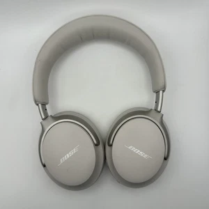 Auriculares Bluetooth Bose QuietComfort Ultra Alrededor de la Oreja con Cancelación de Ruido Blancos - Imagen 1 de 7