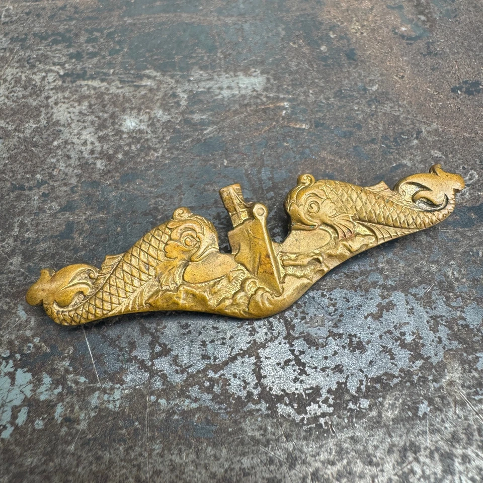 Insignia de submarino de oficiales estadounidenses de la Segunda Guerra Mundial de colección con delfines MEYER METAL - 2,75"  Foto 1 de 4