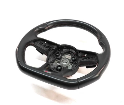 18-19 AUDI A4 A5 S4 S5 B9 8W 8W6 VOLANTE INFERIOR PLANO CONDUCTOR (PUNTADA ROJA) Foto 1 de 4