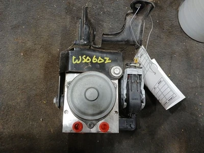 Anti-Lock Brake Part Assembly 476605RW0B Fits 2020 Kicks 3111212 - Image 1 of 4