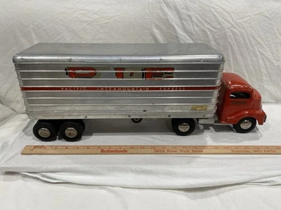 Smith Miller  GMC PIE Pacific Intermountain Express Semi Tractor & Trailer. - Image 1 of 4