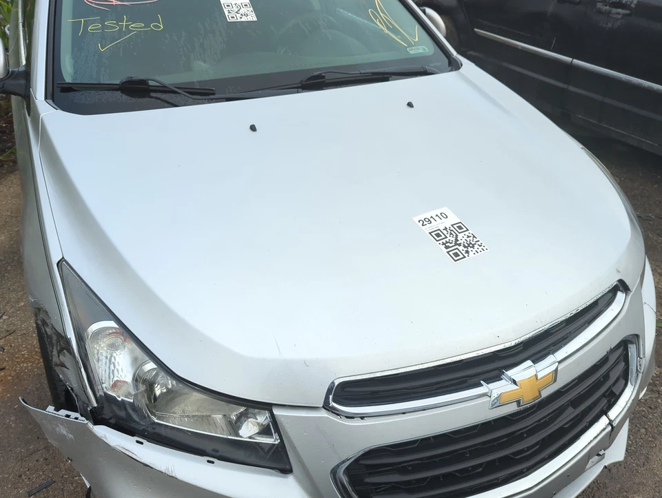 Capô Chevrolet Cruze Limited fabricante de equipamento original A6CI4 - Imagem 1 de 1