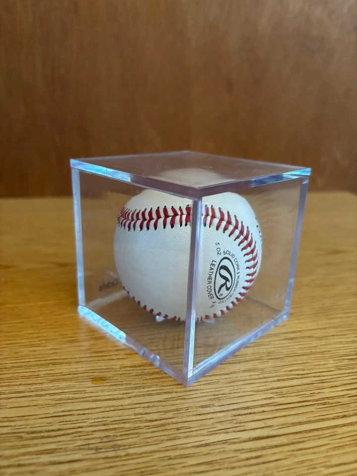 Roger Cedeño Autografiado 1999 NY Mets Rawlings Béisbol en Cubo de Exhibición Foto 1 de 3