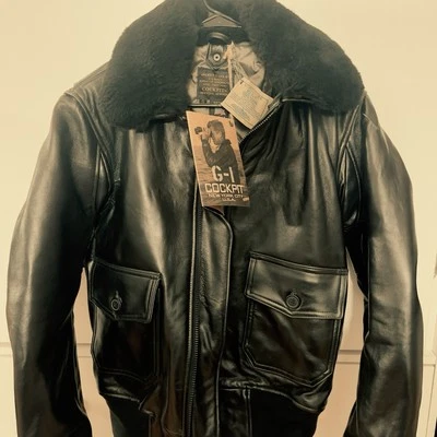 Chaqueta de cuero Cockpit Usa G-1 negra talla pequeña para hombre nueva con etiquetas  Foto 1 de 4