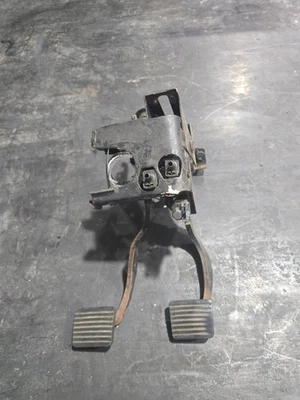Manual Clutch Brake Pedal Assembly VW Mk1 Jetta Golf GTI Rabbit Cabriolet MK1 - Image 1 of 4