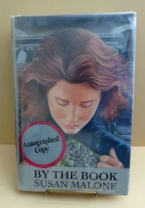 By The Book by Susan Malone. 1993 Hardcover, First Printing, Signed - Imagen 1 de 5