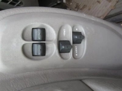 L ПЕРЕКЛЮЧАТЕЛЬ ПЕРЕДНЕЙ ДВЕРИ ПОДХОДИТ ДЛЯ 01-07 CARAVAN 145370 - Изображение 1 из 4