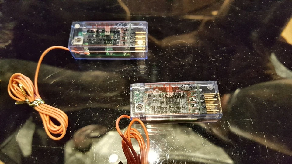 Robbe 4-Kanal-Empfänger RX-4 - 35 MHz - A-Band FM 8600 - Bild 1 von 1