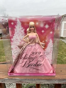 2009 Holiday Barbie Doll Mattel Collector Pink - Picture 1 of 5