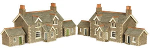 Metcalfe PN155 N Gauge Workers Cottages Card Kit - Picture 1 of 5