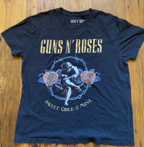 Guns N Roses T Shirt Womens Large Short Sleeve Sweet Child Carrie Underwood - Picture 1 of 5