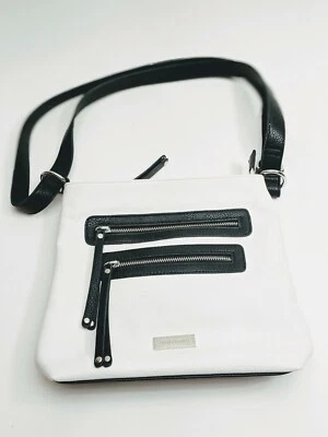 Hush Puppies 白色和黑色钱包钱包 美丽  — 第 1/3 张图片