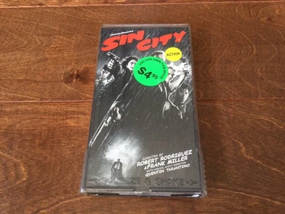 Sin City (2005, VHS) Frank Miller Bruce Willis Jessica Alba FORMER RENTAL - Image 1 of 4