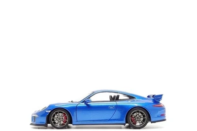 Minichamps 1:18 Porsche 911 GT3 (991) in Sapphire Blue Metallic - Image 1 of 4