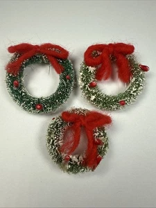 Vintage Doll House Miniature CHRISTMAS WREATHS 1:12 Scale Set Of 3 Holiday - Picture 1 of 6
