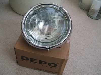 Classic VW Beetle Camper Headlight 1968 to 1973 BNWT ( lhd ) 2 available 3 hole - image 1 of 4