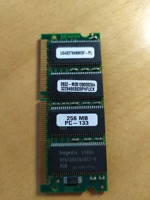 UG432T6486KSF  256MB PC133 SDRAM 144 pin  RAM "Unigen" - Image 1 of 2