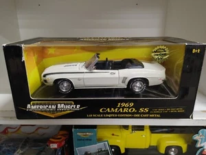 ERTL American Muscle 1969 Camaro 396 SS Diecast 1/18 - Picture 1 of 6