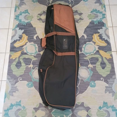 Bolsa de viaje TaylorMade Golf Club negra/marrón (sin ruedas) Foto 1 de 4