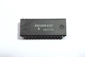 CBM/MOS PLS100N 906114 PLA Chip for Commodore 64 - Fully Tested #8237 - Picture 1 of 3