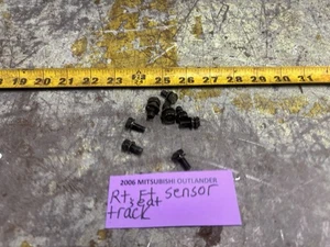 05-06 OUTLANDER  Right Passengers Side Front Seat Sensor Track Bolts Set Of 8 - Picture 1 of 12