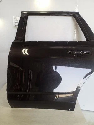   Gray Left Rear Side Door Shell from 2022 Cadillac Escalade 10916242 - Image 1 of 4