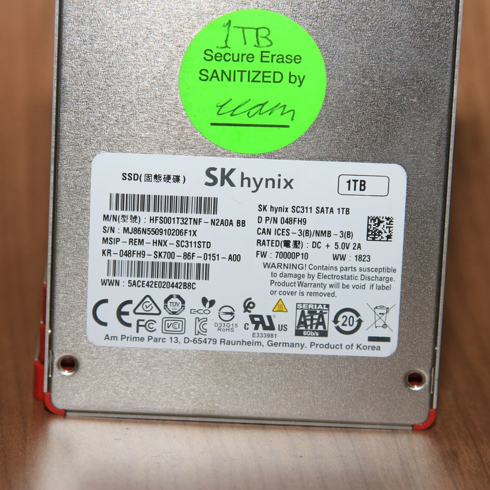 SK hynix SC311 1 TB 2.5 In SATA III Solid State Drive - Image 1 of 3