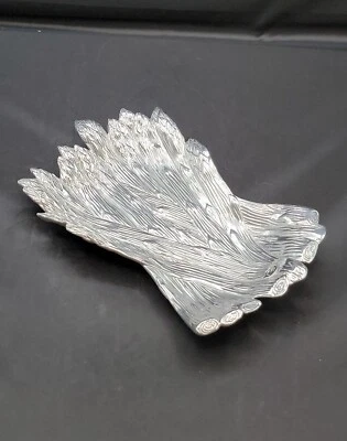 Bandeja de espárragos de metal Fitz & Floyd plato para servir 8" tono plateado plato de aperitivos Foto 1 de 4