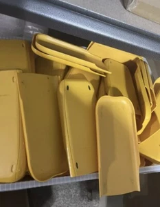 TI 84 Slide COVER LOT x50 YELLOW Texas Instruments - Picture 1 of 4